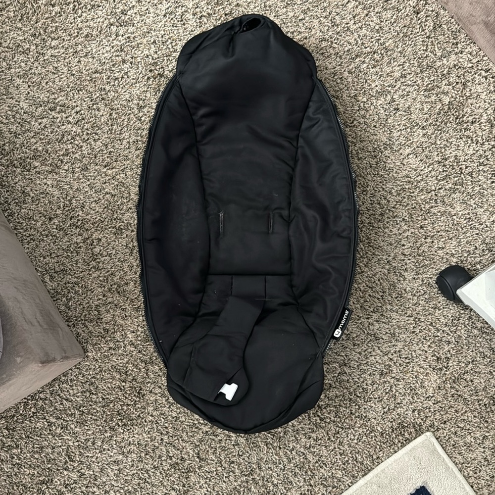 4moms Mamaroo replacement seat—great condition!